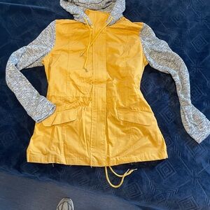 Mustard Yellow Jacket adjustable waist Fleece sleeves and removable hoodie S M